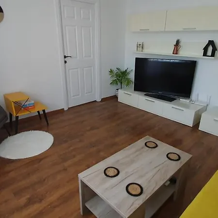 Maison H *